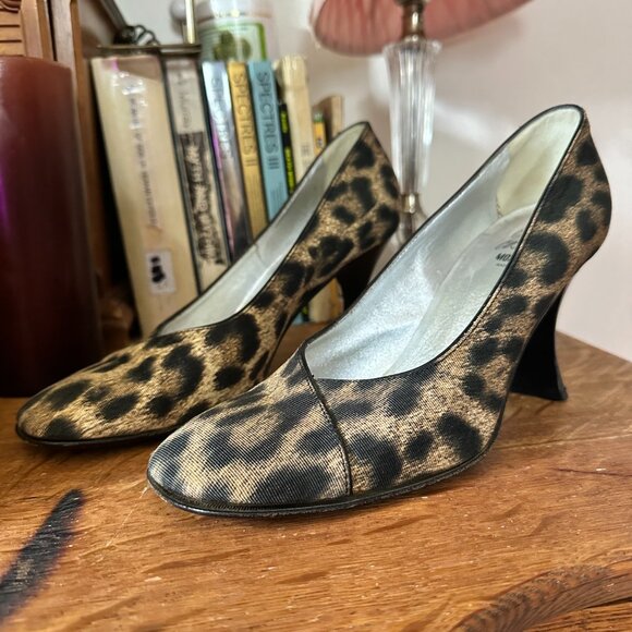 MOSCHINO Leopard print heels - sz 39 - Picture 1 of 6